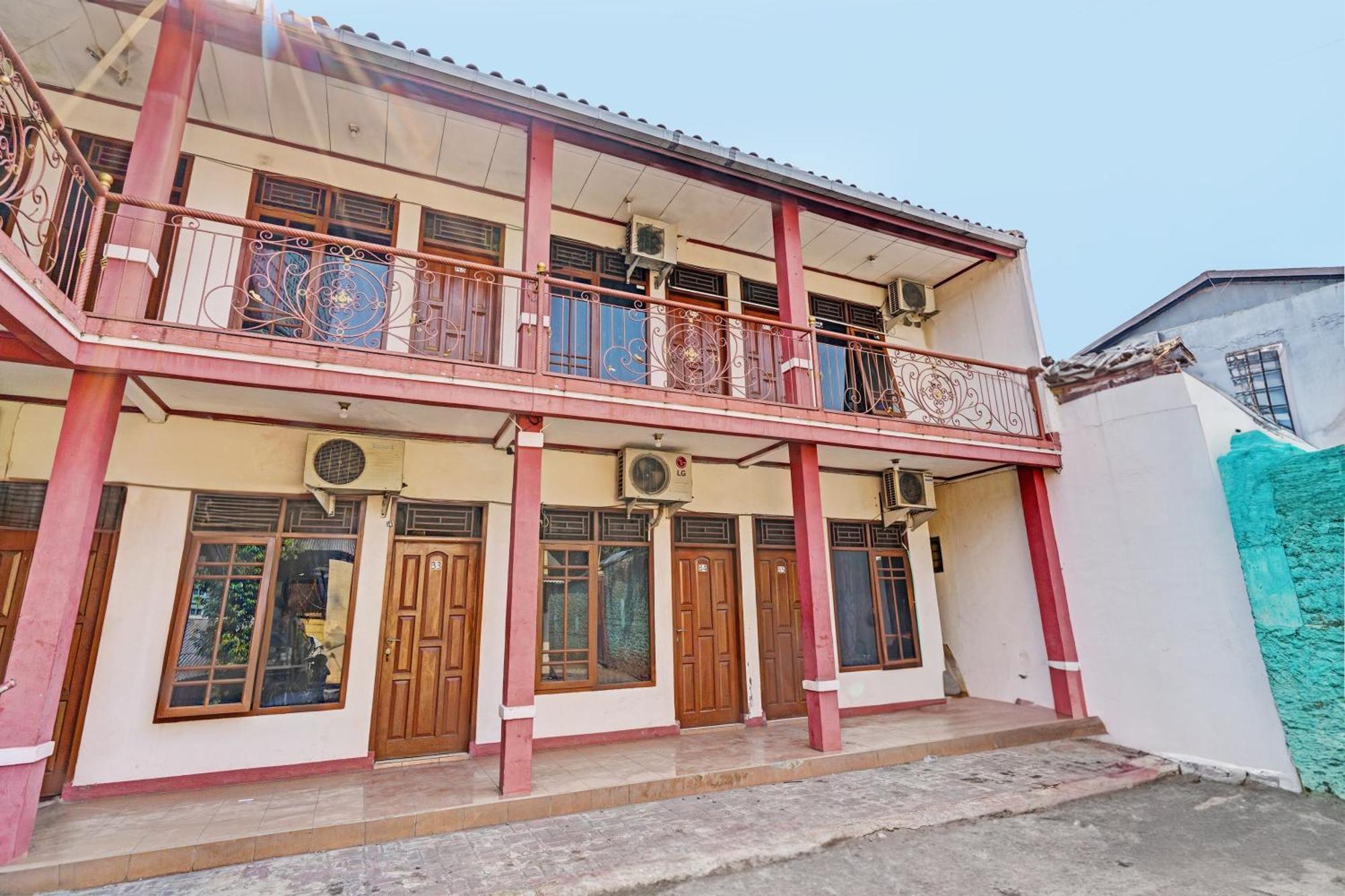Hotel Oyo 93224 Fj Sayang